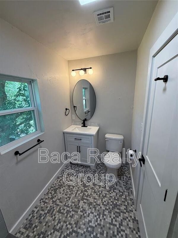 Building Photo - 1212 NW 48th St