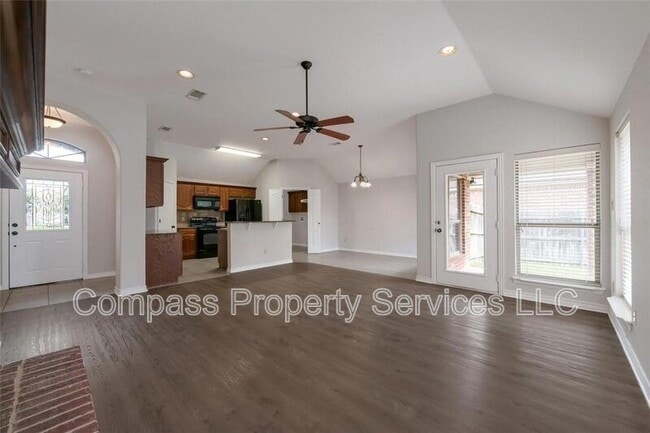 Building Photo - 3120 Lippizan St