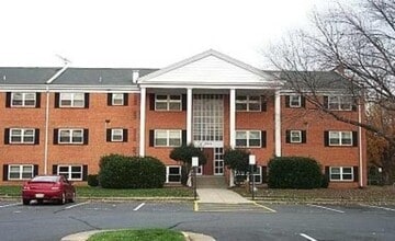 Building Photo - 120-5 Washington Street NE