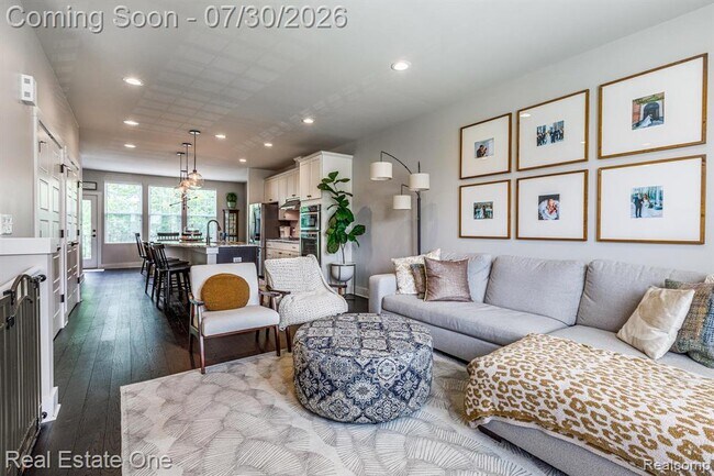 Building Photo - 2785 Hartwick Dr