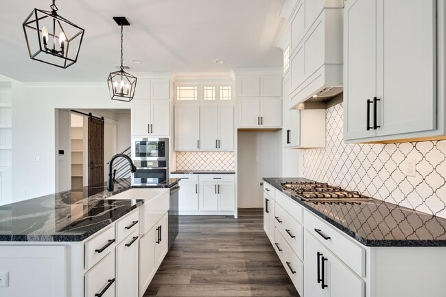 Building Photo - 5030 Jon Oak Dr