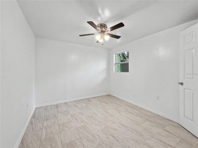 Building Photo - 2848 Harwood St