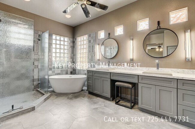 Building Photo - 2240 Sun Cliffs St