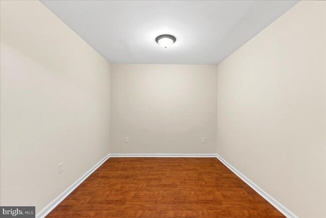 Building Photo - 2224 Glencourse Ln