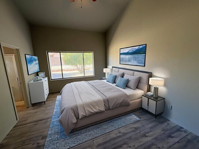 Building Photo - Great eastside location Pet friendly