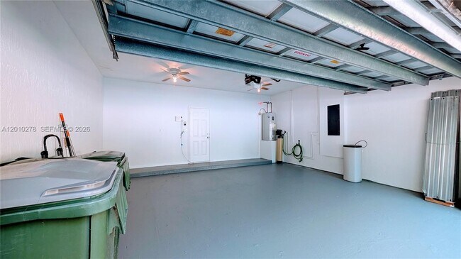 Building Photo - 2151 NE 37th Terrace