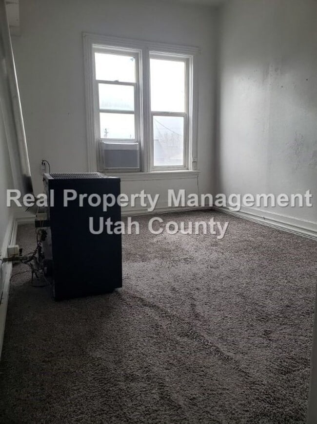 Building Photo - 343 S 100 E
