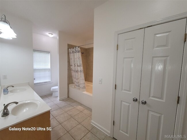 Building Photo - 77 Groves Ln