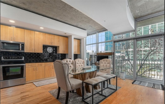 Building Photo - 1700 Bassett St