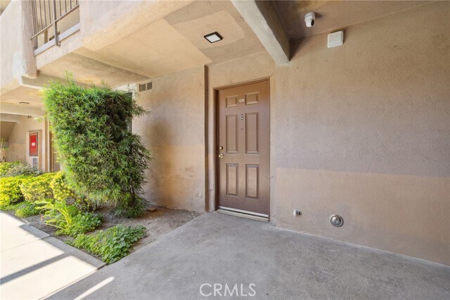 Building Photo - 17000 Burbank Blvd