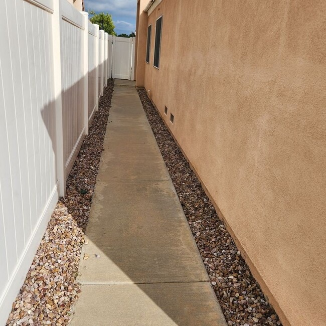 Building Photo - 29806 Coral Tree Ct