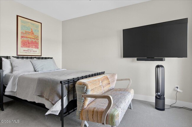 Building Photo - 91 Rodgers Ln