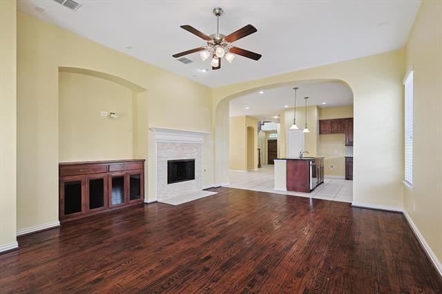 Building Photo - 304 Sir Brine Dr
