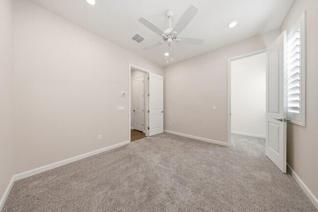 Building Photo - 4897 N 207th Ln