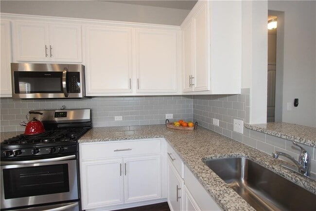Building Photo - 1205 Fairhaven Gtwy