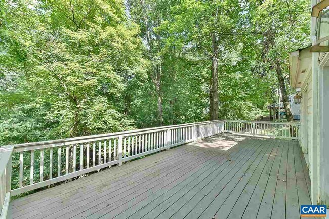 Building Photo - 1012 Wildmere Pl