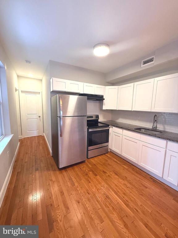 Building Photo - 5908 Old York Rd