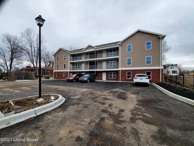 Building Photo - 3502 College Dr