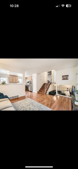 Building Photo - 2723 E 96th Way