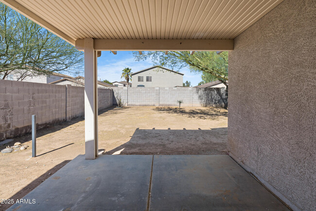 Building Photo - 1750 E Desert Rose Trail