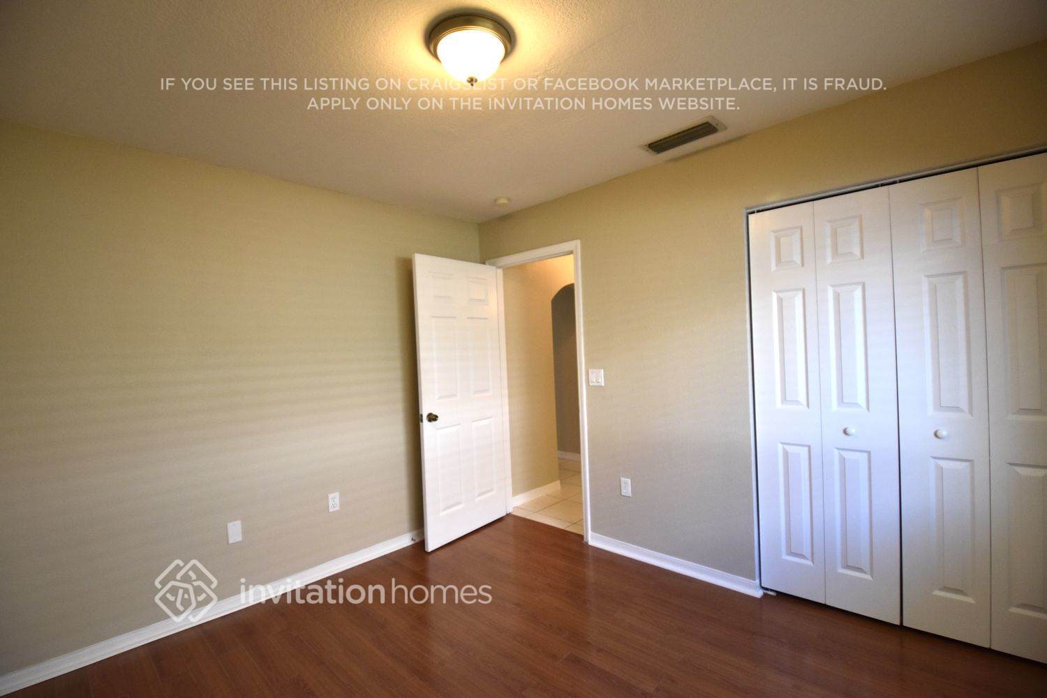 Building Photo - 16887 Crestview Ln