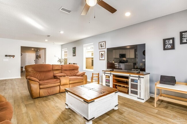 Building Photo - 1904 Mary Jo Way