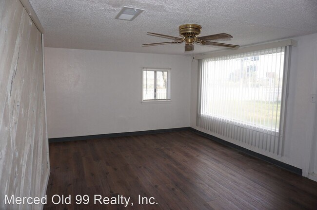 Building Photo - 2 br, 1 bath House - 2985 E Childs