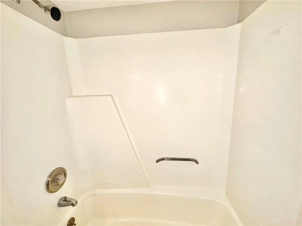 Building Photo - 309 Bridge St