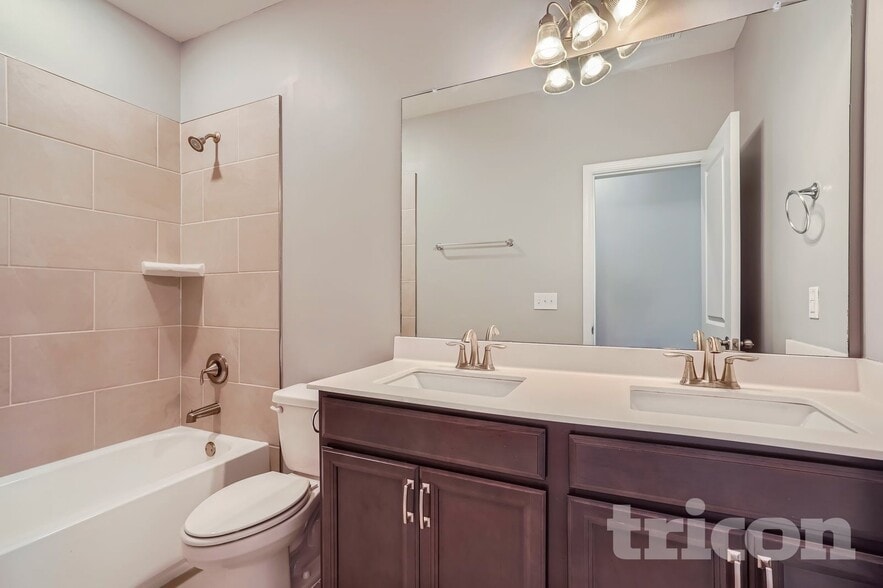 Building Photo - 173 Cattail Ln