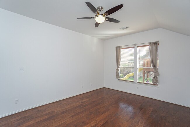 Building Photo - 7102 Thistlewood Park Ct
