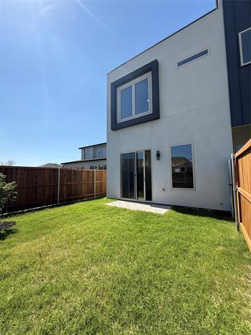 Building Photo - 5508 Mesa Cir