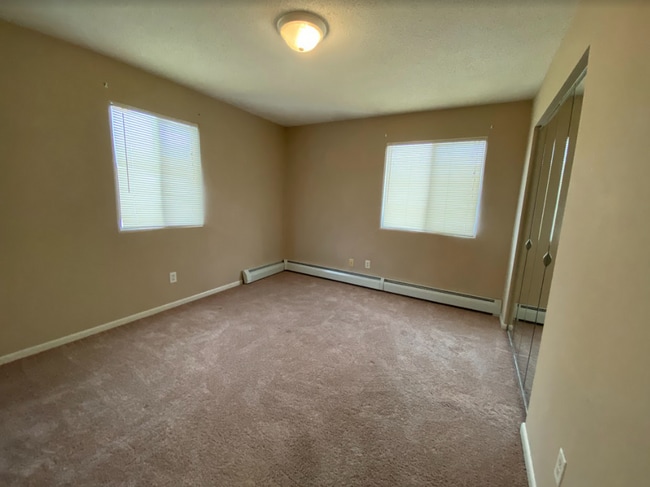Building Photo - Experience Cozy Living in Our One-Bedroom ...