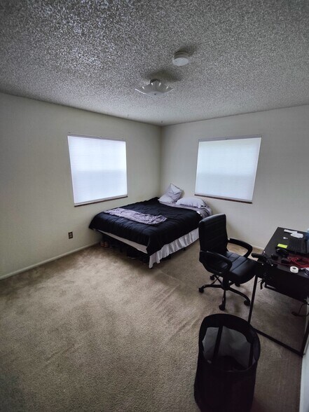 Building Photo - 3250 Oneal Cir