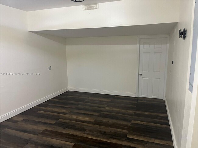 Building Photo - 10270 NW 46th St