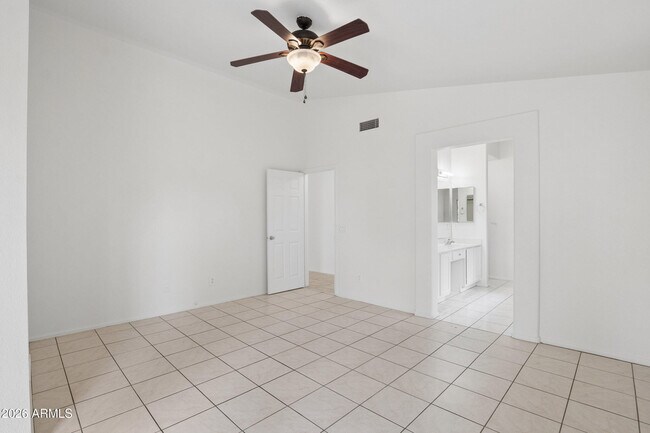 Building Photo - 15661 W Hammond Dr