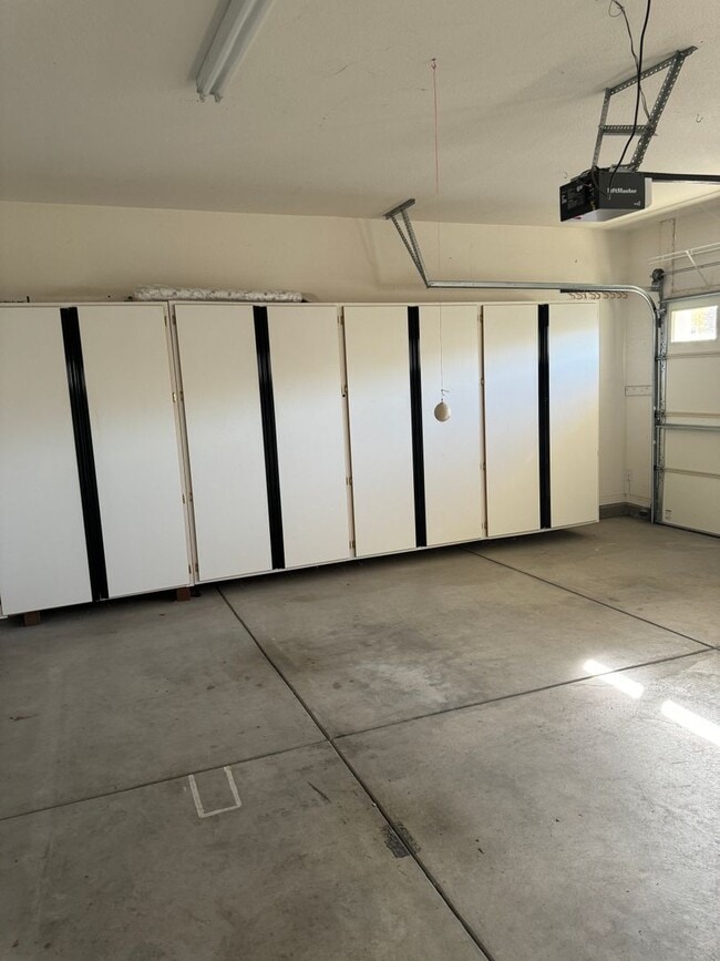 Building Photo - Sun City Roseville For Rent