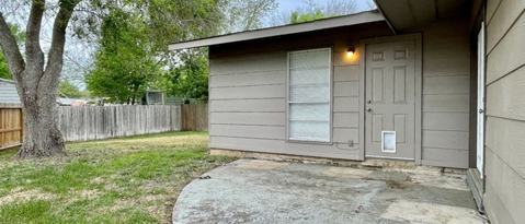 Building Photo - 12618 El Palacio St