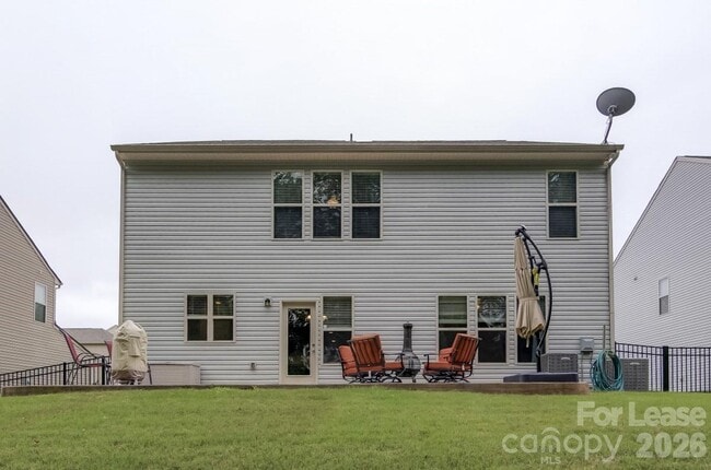 Building Photo - 223 Quail Crossing