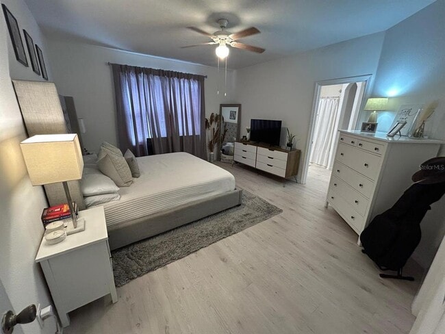 Building Photo - 347 Cotswold Cir