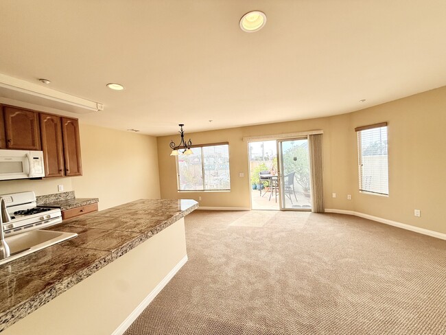 Building Photo - 4966 Dunes Cir