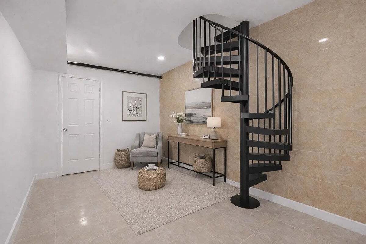 Building Photo - 518 E 83rd St