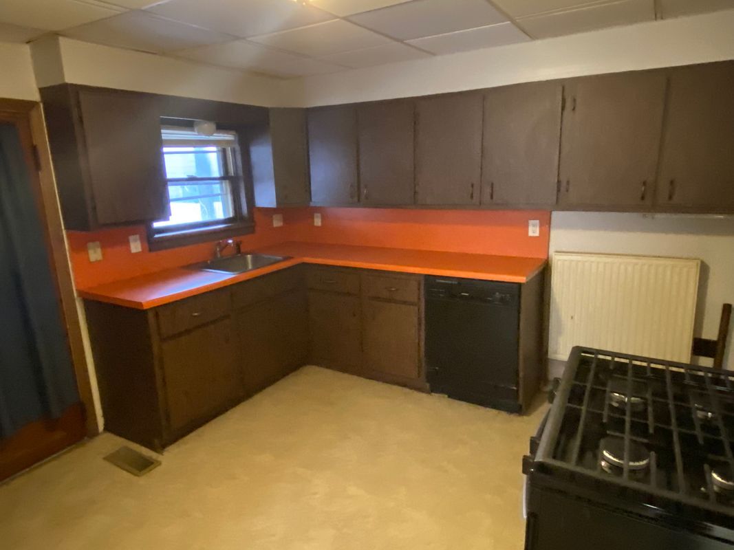 Building Photo - 130 Congress St