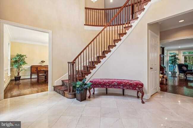 Building Photo - 9454 Newbridge Dr