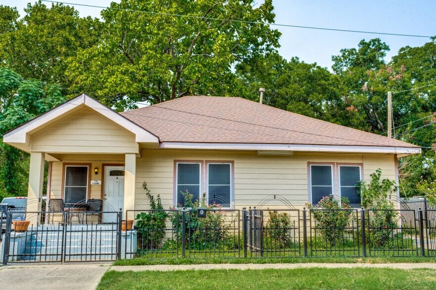 Building Photo - 433 Sunset Ave