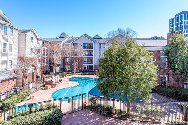 Building Photo - Fabulous 2br/2ba for rent in convenient Ga...