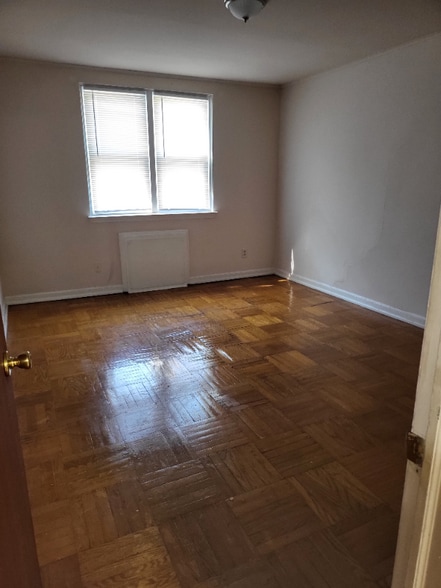 Building Photo - 7314 Devon St