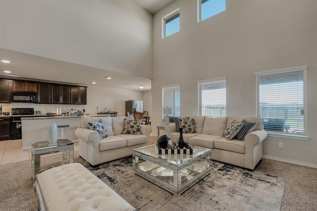Building Photo - 18210 Stephanotis Trace