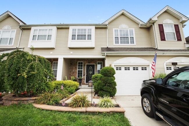 Building Photo - 216 Westbrook Dr