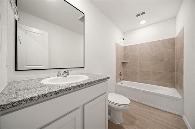 Building Photo - 3037 Ashbrook Ln