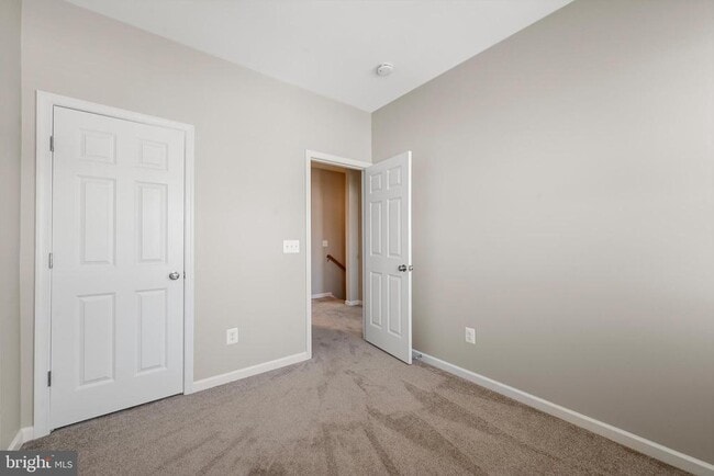 Building Photo - 303 Starry Way Dr